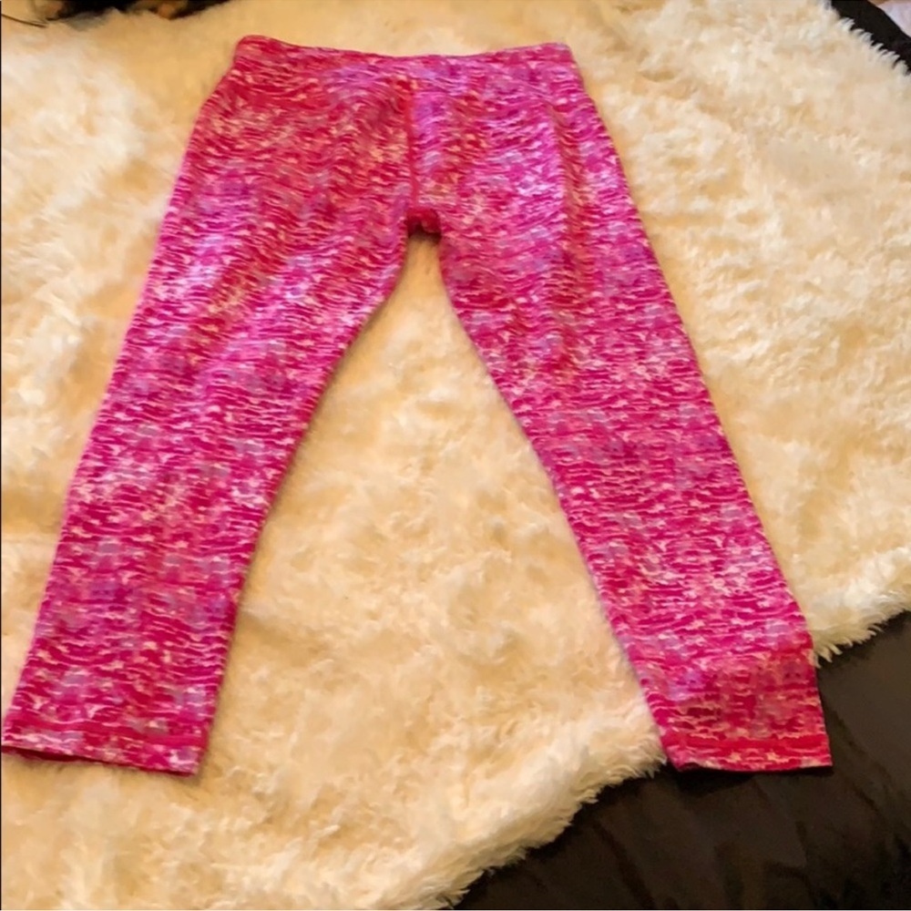 Pink workout crops